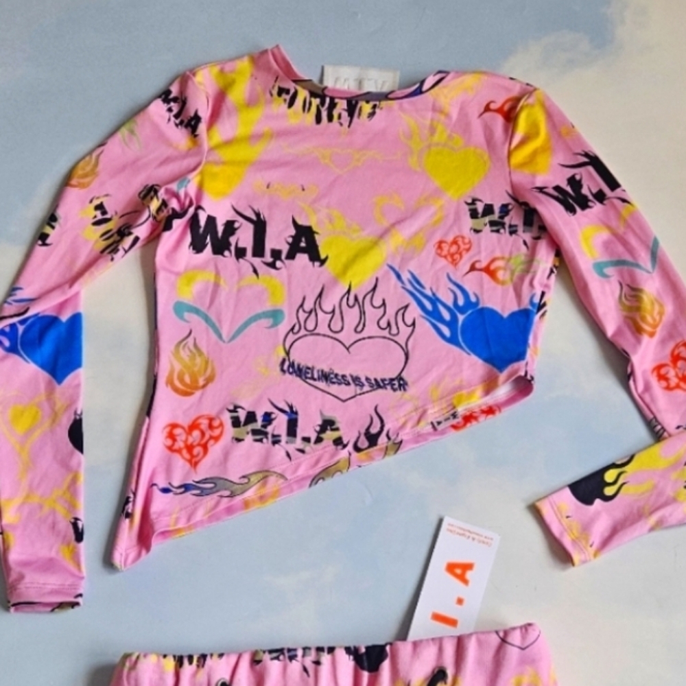 Colorful Graphic Long Sleeve Top